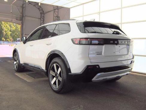 Used 2025 Honda Prologue Touring image 4