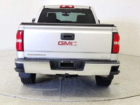 Used 2017 GMC Sierra 1500 SLE w/ SLE Value Package AWD/4WD image 6