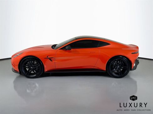 Used 2025 Aston Martin V8 Vantage Coupe image 9