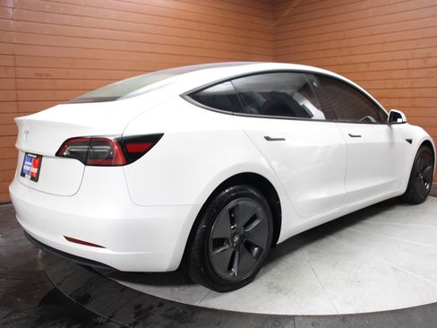 Used 2023 Tesla Model 3 Standard Range image 15