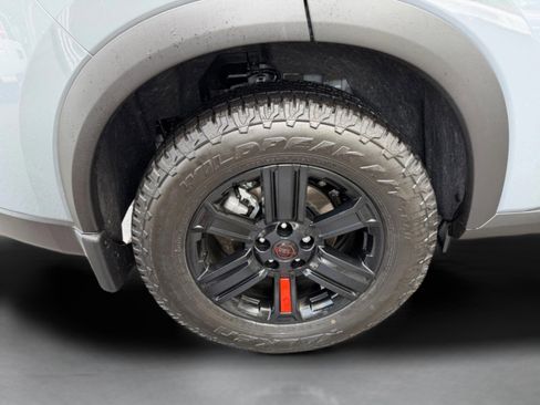 Used 2026 Nissan Rogue SV AWD/4WD image 32