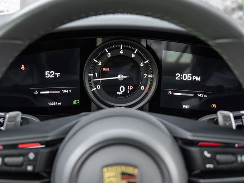 Certified 2023 Porsche 911 Carrera S image 16