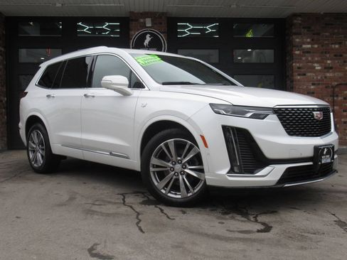 Used 2024 Cadillac XT6 Premium Luxury w/ Technology Package AWD/4WD image 1