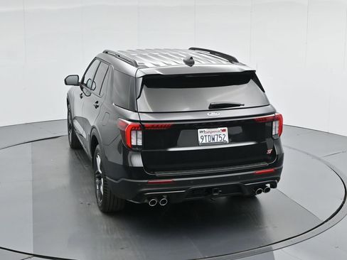 Used 2025 Ford Explorer ST image 47