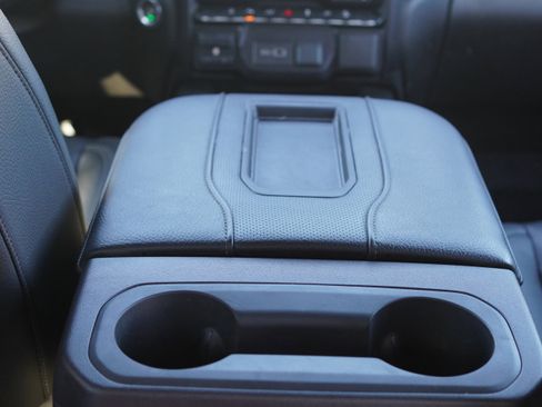 Used 2022 GMC Sierra 2500 Denali image 28