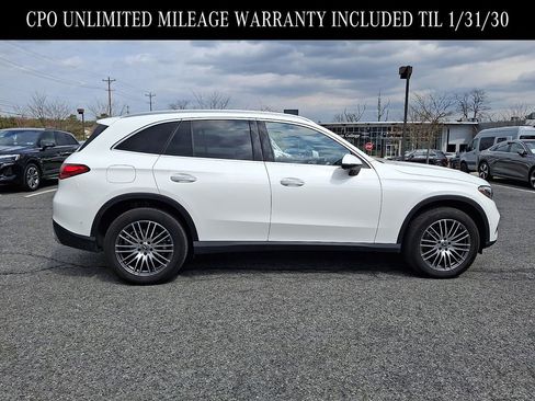 Certified 2025 Mercedes-Benz GLC 300 4MATIC image 11