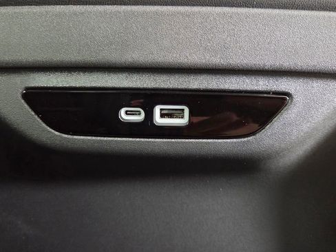 New 2026 Chrysler Pacifica Select image 35