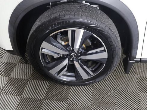 Used 2023 Nissan Rogue SL FWD image 18
