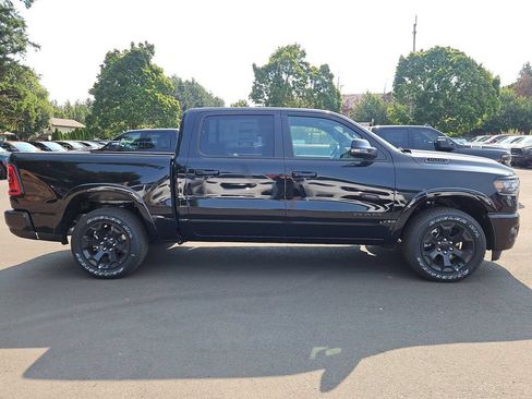 New 2026 RAM 1500 Big Horn AWD/4WD image 8