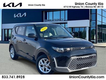 Used 2023 Kia Soul LX w/ LX Technology Package
