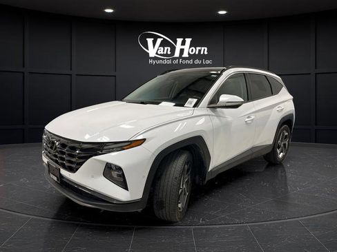 Used 2022 Hyundai Tucson Limited w/ Cargo Package AWD/4WD image 3