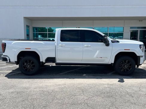 New 2026 GMC Sierra 2500 AT4 w/ AT4 Premium Plus Package AWD/4WD image 3
