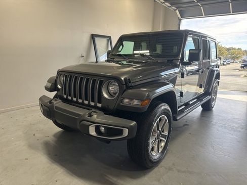 Used 2022 Jeep Wrangler Unlimited Sahara w/ Safety Group image 2