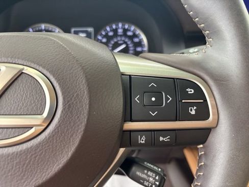 Used 2017 Lexus ES 350 w/ Premium Package FWD image 15