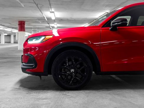 Certified 2024 Honda HR-V Sport image 10