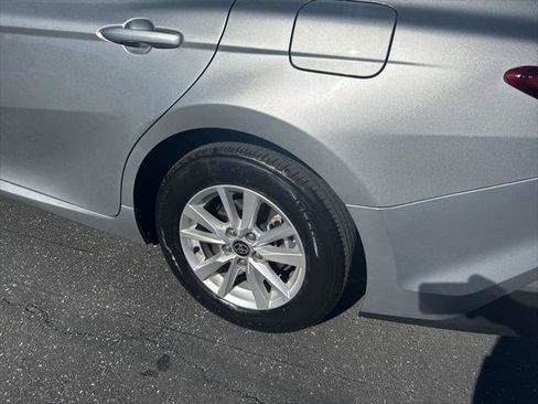 Certified 2025 Toyota Camry LE image 9