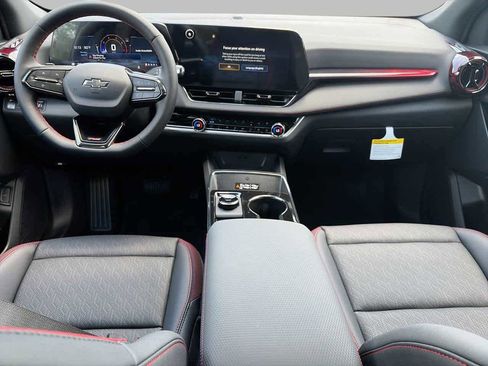 New 2026 Chevrolet Equinox RS w/ Convenience Package III FWD image 11