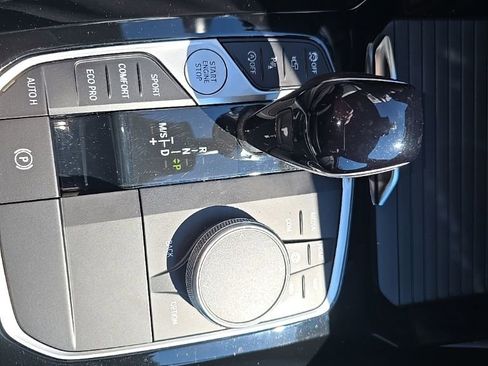 Used 2024 BMW X3 sDrive30i w/ Convenience Package RWD image 13