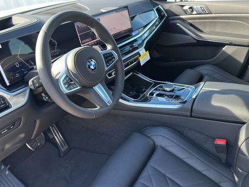 New 2026 BMW X5 xDrive40i w/ M Sport Package image 9
