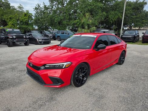 Used 2024 Honda Civic Sport image 2