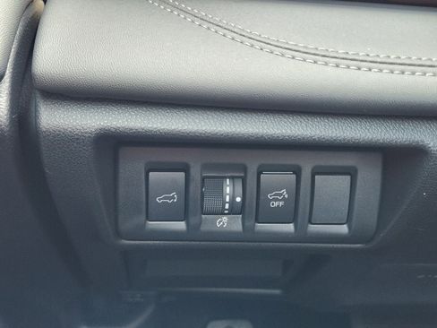 Used 2025 Subaru Outback Touring XT image 28