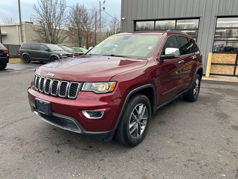 Used 2018 Jeep Grand Cherokee Limited image 6