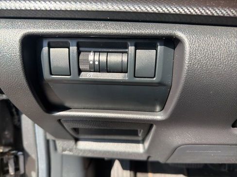 Used 2024 Subaru Crosstrek 2.5i Limited image 22