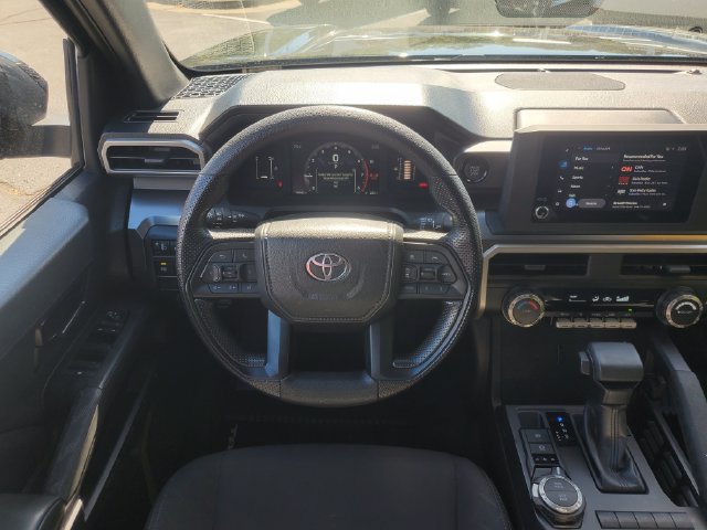 Used 2025 Toyota Tacoma SR5 AWD/4WD image 12