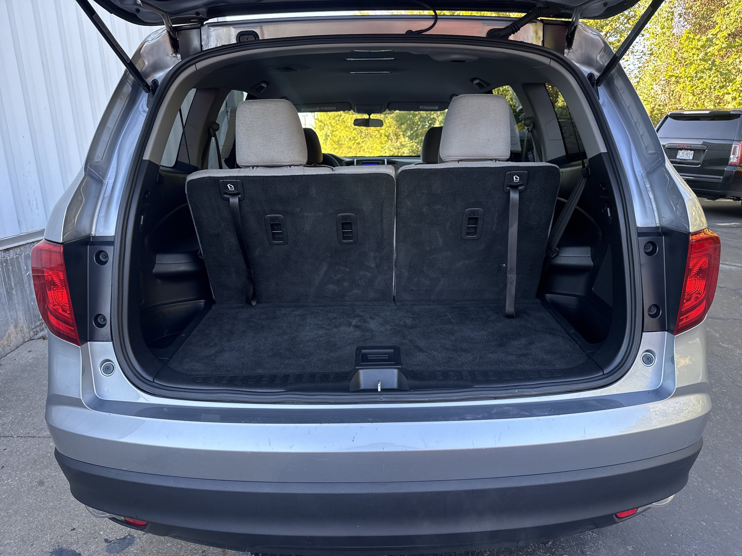 Used 2017 Honda Pilot LX image 14