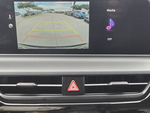 New 2026 Kia Seltos S FWD image 13