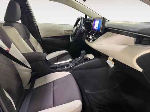 Used 2026 Toyota Corolla LE w/ LE Premium Package FWD image 21