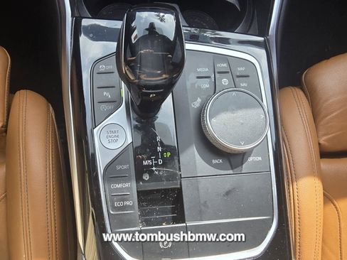 Used 2019 BMW 330i Sedan w/ Premium Package image 12