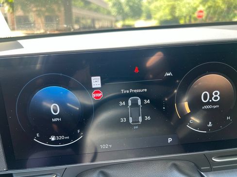 Used 2026 Hyundai Kona Limited AWD/4WD image 9