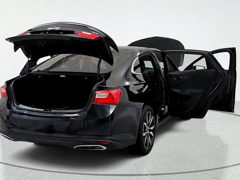 Used 2024 Chevrolet Malibu RS w/ LPO, Floor Liner Package FWD image 12