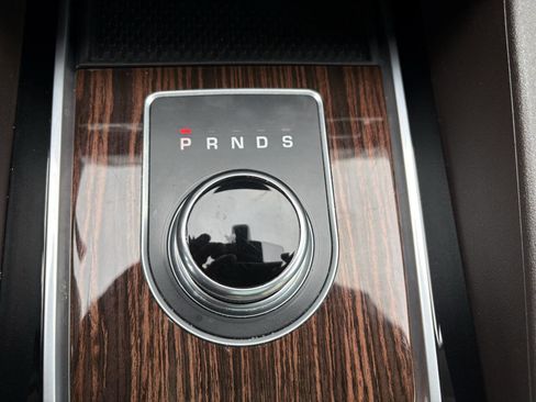 Used 2018 Jaguar F-PACE Prestige image 13