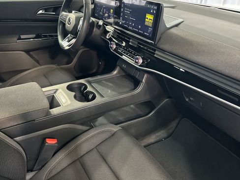 Used 2025 Honda Prologue EX image 18