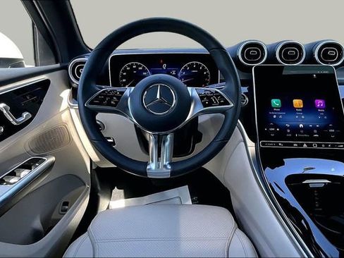 Certified 2026 Mercedes-Benz GLC 300 4MATIC image 11