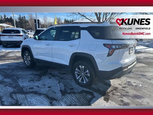 Used 2025 Chevrolet Equinox LT image 10