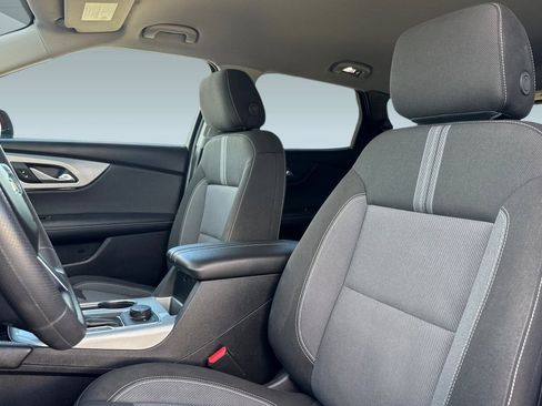 Used 2025 Chevrolet Blazer LT image 24