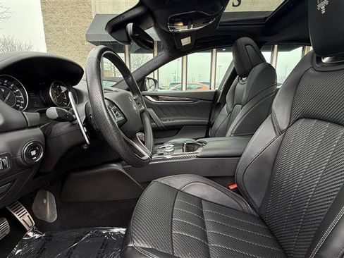 Used 2022 Maserati Ghibli Modena Q4 image 17