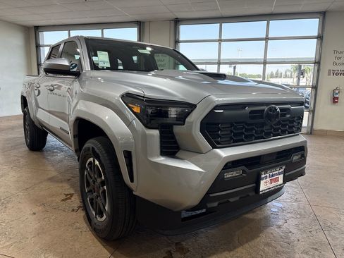 New 2026 Toyota Tacoma TRD Sport image 4