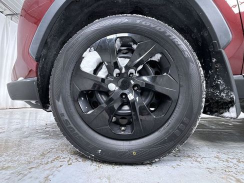 Used 2019 Toyota RAV4 LE image 14