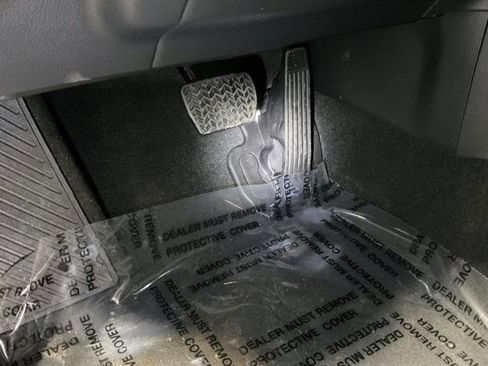 New 2026 Toyota Prius XLE image 38