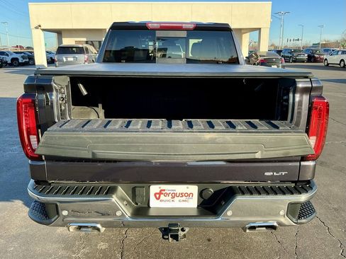 Used 2022 GMC Sierra 1500 SLT image 18