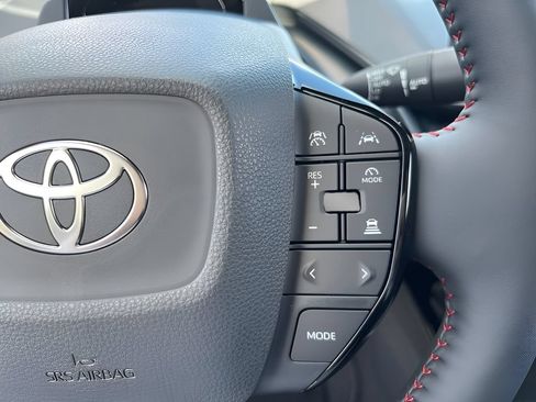 New 2026 Toyota Prius Plug-In Hybrid FWD image 19