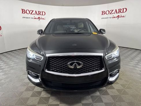 Used 2018 INFINITI QX60 FWD image 2