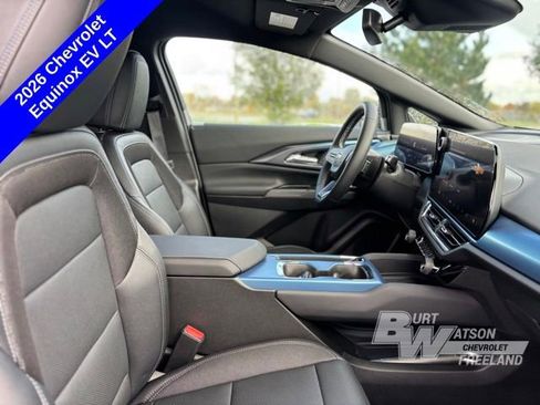New 2026 Chevrolet Equinox EV LT image 11