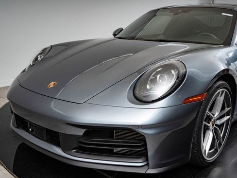 Certified 2025 Porsche 911 Carrera RWD image 17
