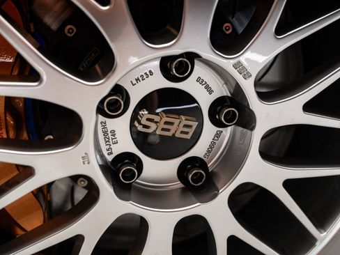 Used 2016 Nissan GT-R Premium AWD/4WD image 4