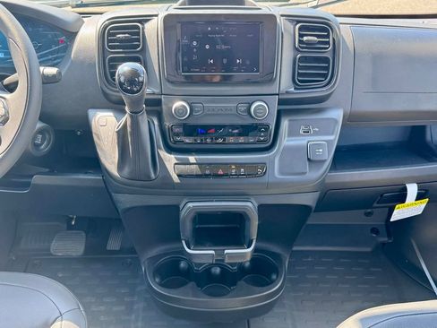 Used 2025 RAM ProMaster 3500 w/ Safety Group FWD image 15